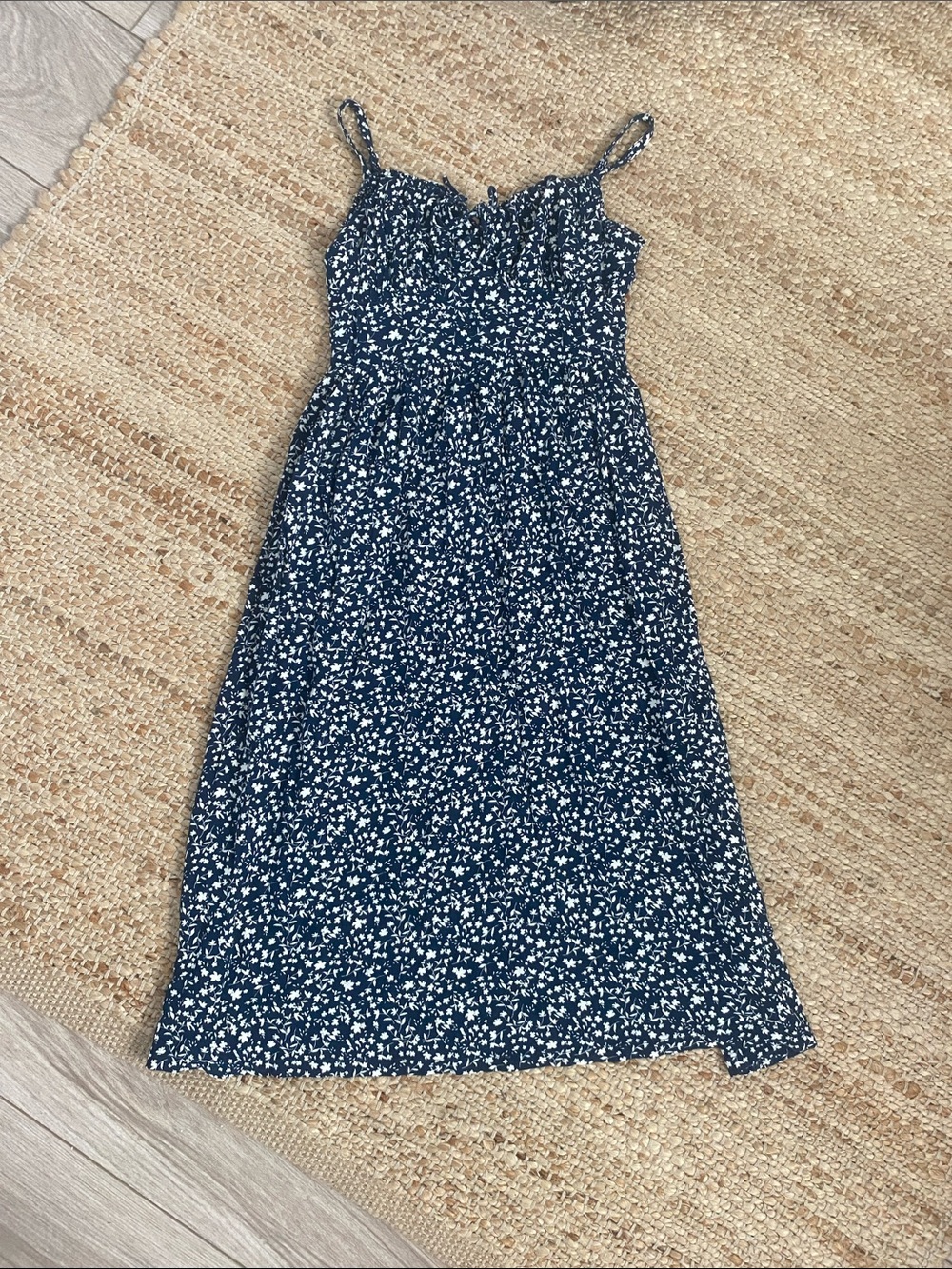 Old Navy Navy and White Floral Spaghetti-Strap Midi Dress